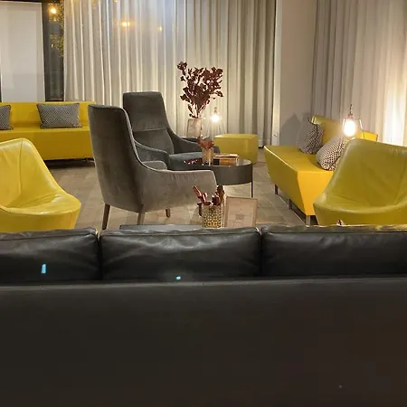 Western Centre Отель Тьонвиль