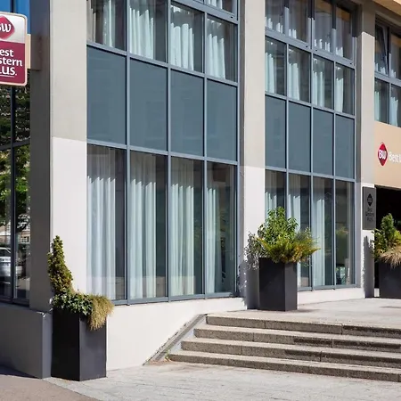 Western Centre Szálloda 4*