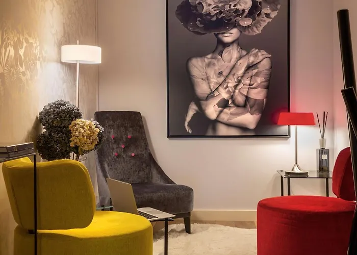 Western Centre Hotell 4*